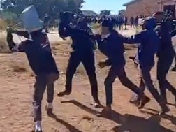 Kommer oor geweld en bendebedrywighede by Noord-Kaapse skool | News Article