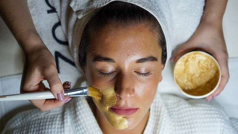 OFM Business Hour: Health, beauty industry rebounds   | News Article