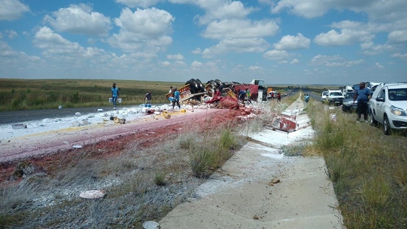 Truck collides with a tractor on N1 Truck collides with a tractor on N1 | News Article