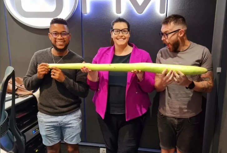 KYK: Wat vir ’n ding is hierdie slangskorsie?! | News Article