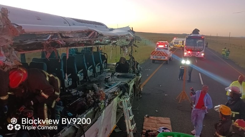 Ten dead, others injured in Free State bus-truck collision | News Article