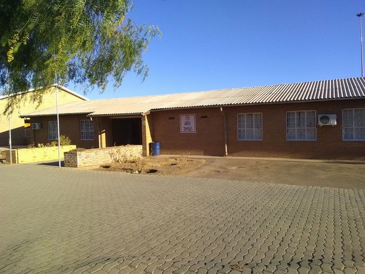 Mobile classes to be procured for closed Northern Cape school | News Article