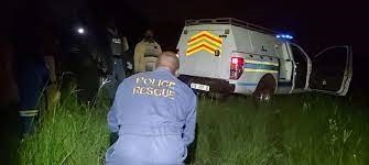 Body discovered on R70; suspects and family members wanted | News Article