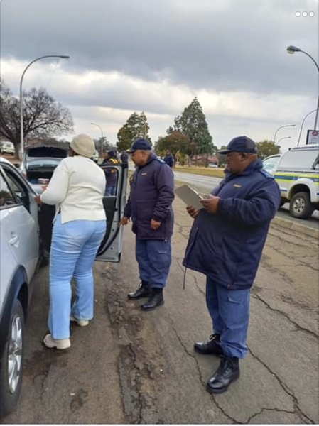 police-crackdown-continues-with-more-road-blocks-in-free-state-ofm