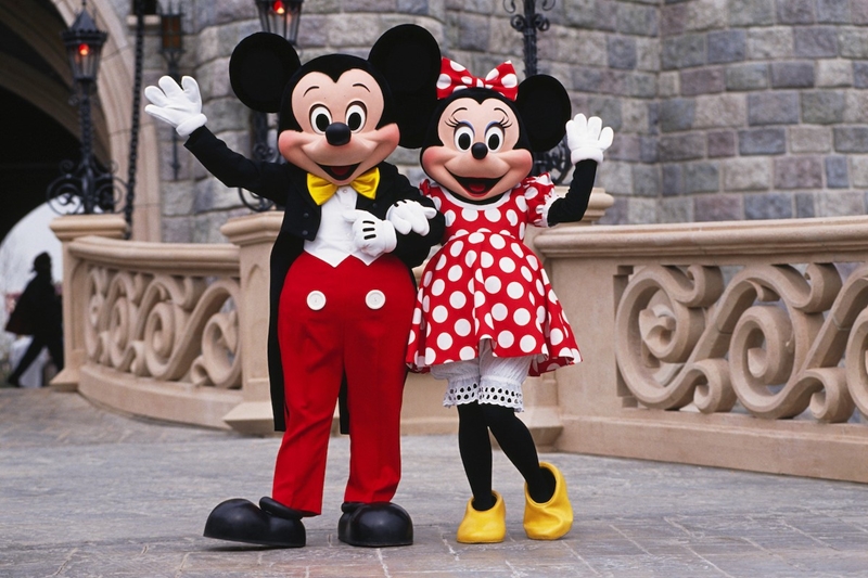 Weird Wide Web - No food at a wedding, and Mickey is to blame | News Article