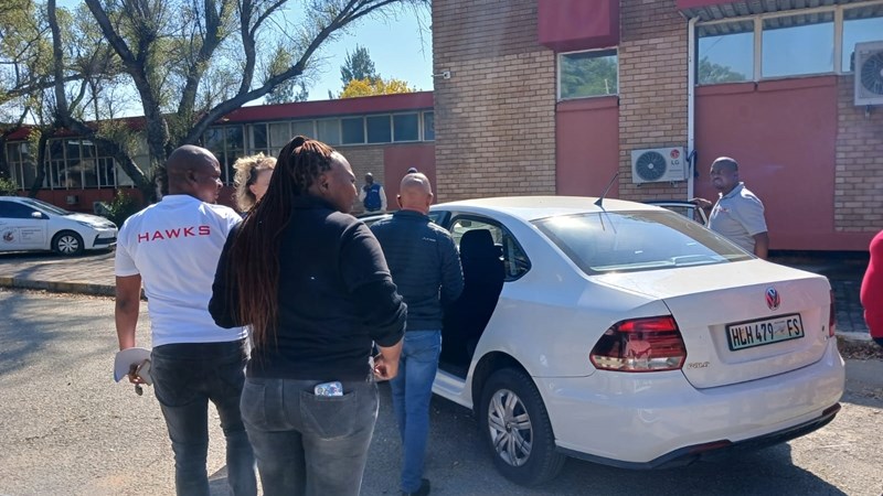 Diensverskaffer steeds op vrye voet in Vrystaatse munisipaliteit se behuisingsbedrogsaak Diensverskaffer steeds op vrye voet in Vrystaatse munisipaliteit se behuisingsbedrogsaak | News Article