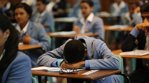 Beurtkrag vang matriekleerlinge onkant | News Article
