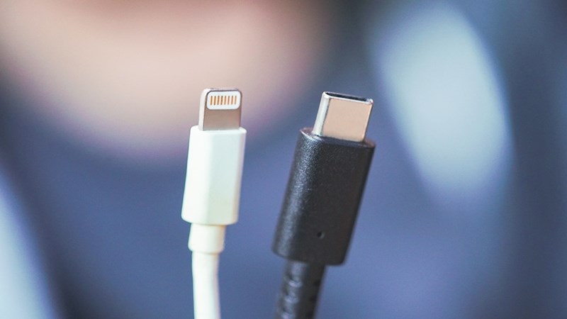 Apple forced to change charger in Europe | News Article