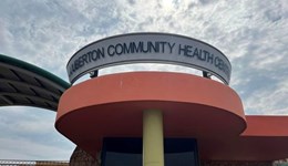 Klerksdorp: Verpleër ongedeerd ná beweerde ontvoering deur bendelede  Klerksdorp: Verpleër ongedeerd ná beweerde ontvoering deur bendelede  | News Article