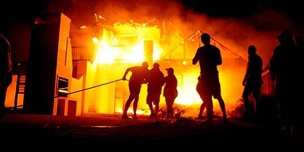 Royal Wharf  rejects suggestions that St Francis inferno was a result of a braai fire | News Article