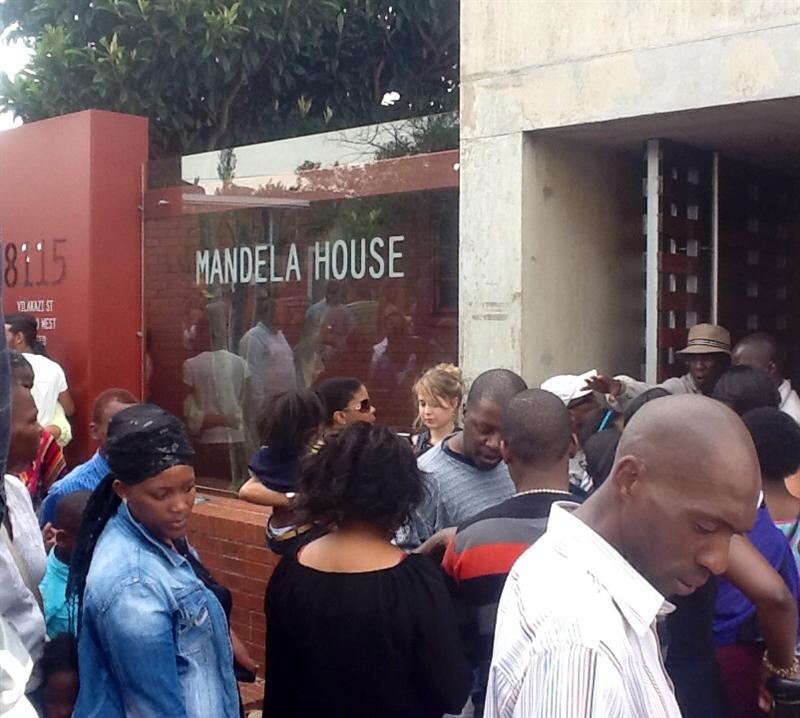 Tributes Pouring In For Mac