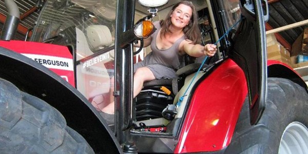 "Tractor Girl" heading to South Pole | News Article