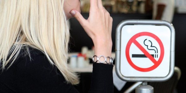 WHO recommends banning e-cigarette sales to minors | News Article