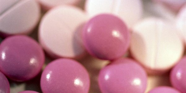 FDA warns doctors to beware fake drug distributors | News Article