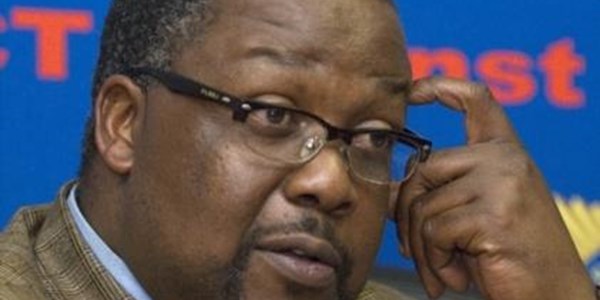 Police minister 'mulling' over Phiyega advice | News Article
