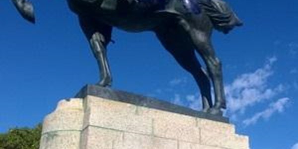 Louis Botha statue outside Parliament defaced | News Article