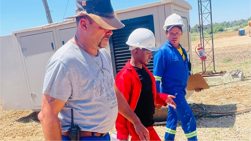 EFF vra geduld nadat myn by Bloemhof slegs 3 inwoners werk gee | News Article