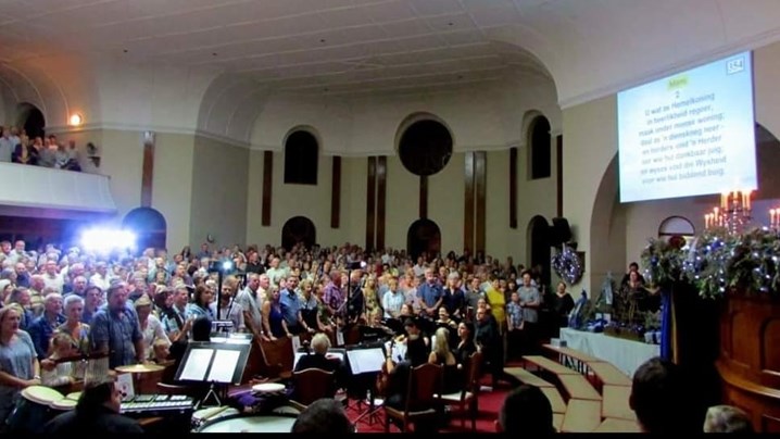 Deo Gloria-gemeenskapskoor sing ’n nuwe lied in Vredefort-omgewing | News Article