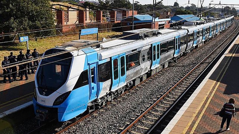 Prasa 'scammed by 3,000 ghost workers' | News Article