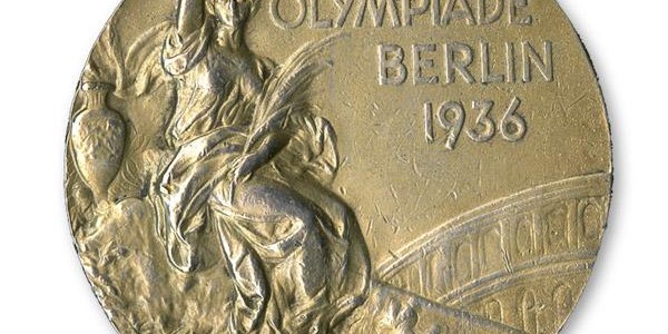 Jesse Owens Olympic gold medal to go on auction | News Article