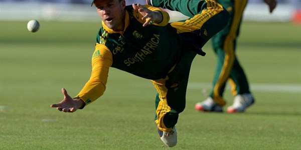 De Villiers up for top award | News Article