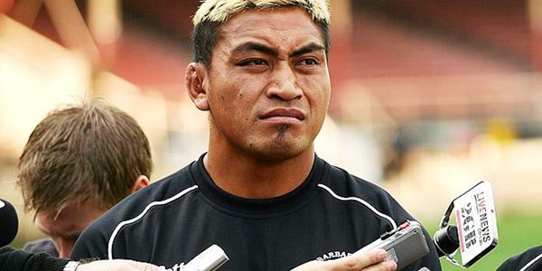 Jerry Collins and his wife die in car crash in France | News Article