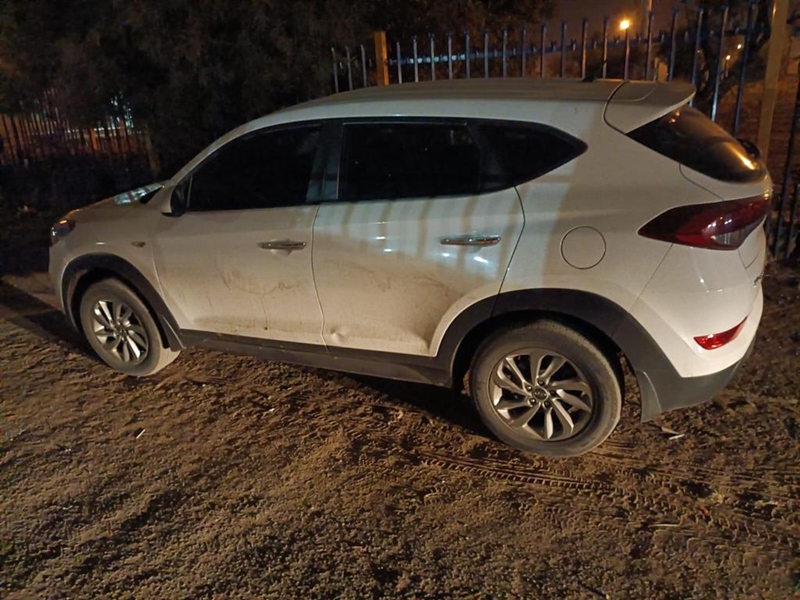 Rapid police response leads to 5 arrests | News Article