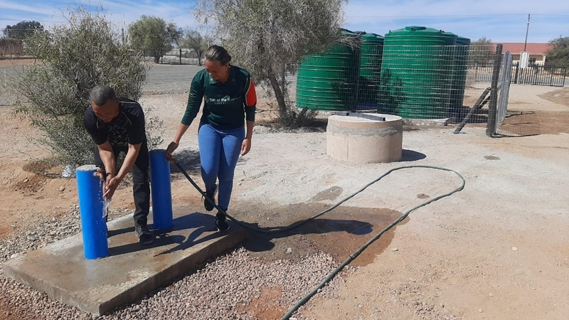 Gift of the Givers addresses water challenges at Northern Cape school | News Article