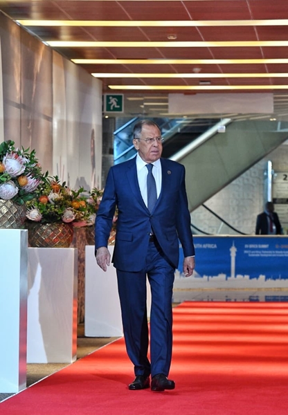 Poetin vaar uit teen Weste | News Article