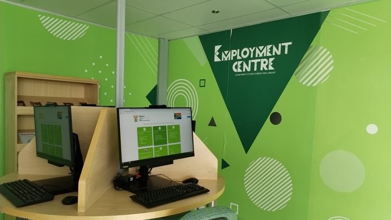 De Aar opens first employment centre in central South Africa | News Article