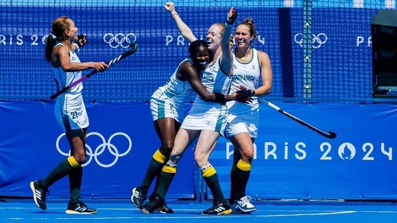 Hockeyroos edge defiant South Africa Hockeyroos edge defiant South Africa | News Article