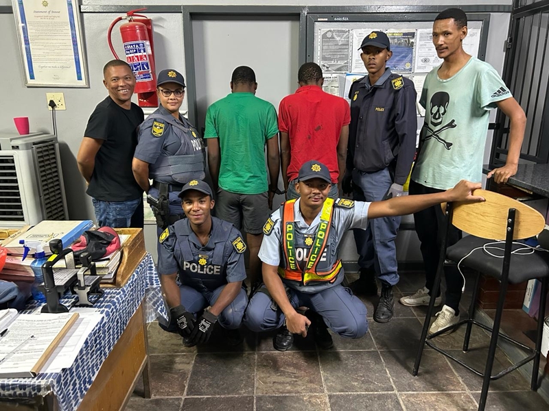 Gesteelde ambulans binne minute teruggevind in Noord-Kaap | News Article