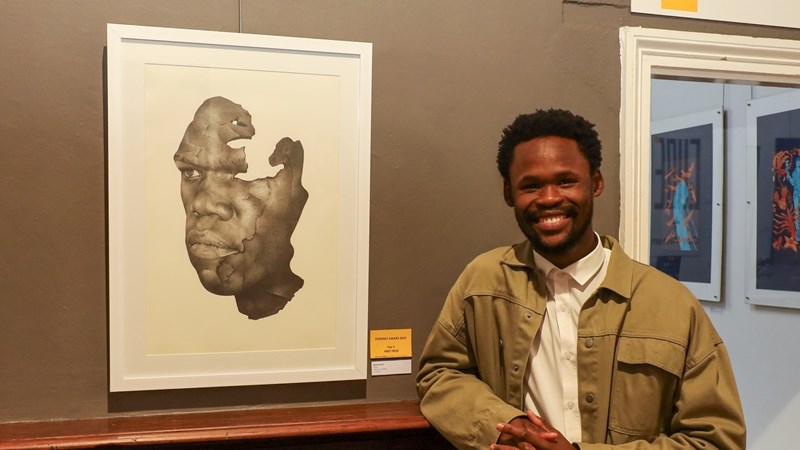 Prestigious award for Upington artist Prestigious award for Upington artist | News Article