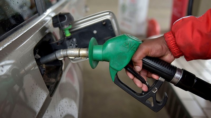 #OFMBusinessHour - Predicted fuel prices to hurt already burdened South Africans | News Article