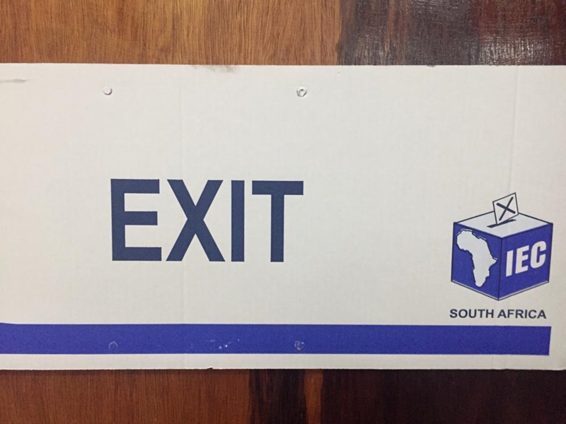 #Elections2021: NW IEC lays charges against Taung presiding officer - PHOTOS | News Article