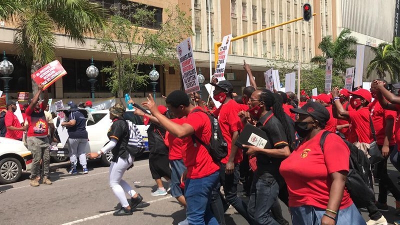 Cosatu slams 'unbelievable' proposed wage increase for politicians, judges | News Article