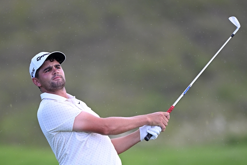 Jarvis takes a solid lead at the Mauritius Open