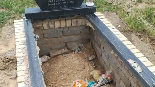 Mahikeng mayor condemns destruction of tombstones | News Article