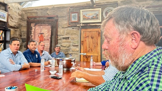 Plan om landbou te beskerm: Strenger wette en beter sekuriteit nodig Plan om landbou te beskerm: Strenger wette en beter sekuriteit nodig | News Article