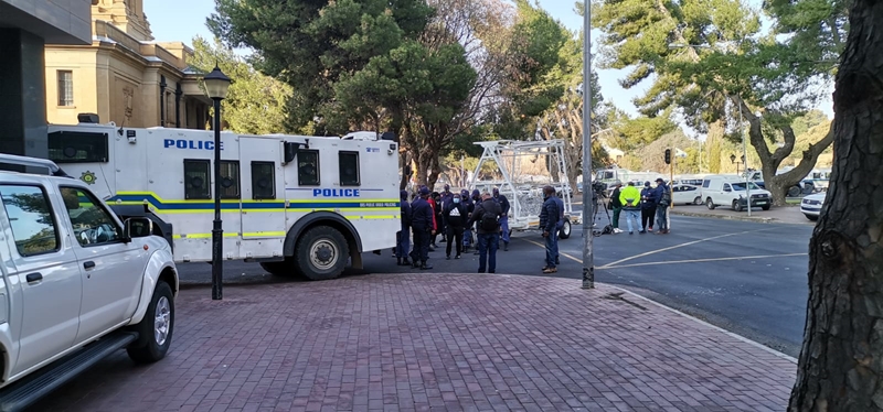 #AsbestosGate: Heavy security maintained at FS High Court - WATCH | News Article