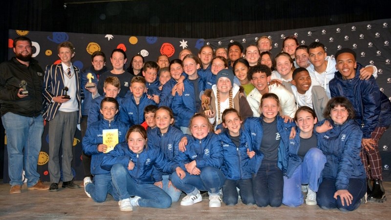 Koue stuit nie skole se geesdrif vir toneelfees in Karoo Koue stuit nie skole se geesdrif vir toneelfees in Karoo | News Article