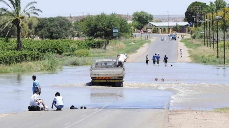 Watervlakke naby Keimoes styg gevaarlik Watervlakke naby Keimoes styg gevaarlik | News Article