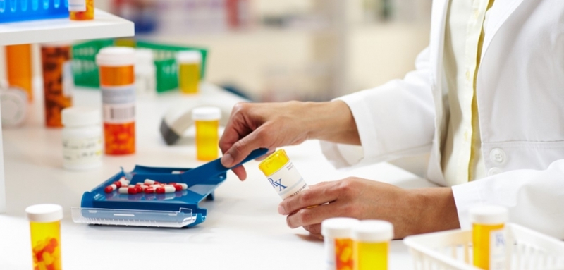 Noord-Kaap Gesondheid steek aptekersassistente in die werk | News Article
