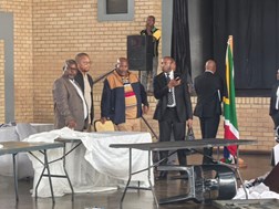 Violence erupts during leadership shake-up in Free State municipality | News Article