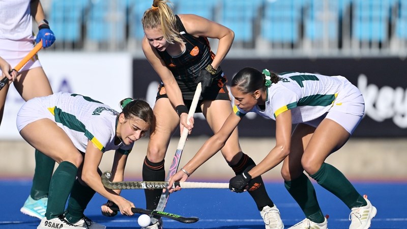 Netherlands hammer South Africa at Junior World Cup | News Article