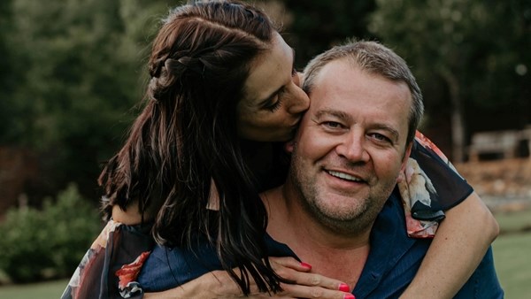 Chubby Chick-skietery: Gestorwe direkteur se lewe dan gevier Chubby Chick-skietery: Gestorwe direkteur se lewe dan gevier | News Article