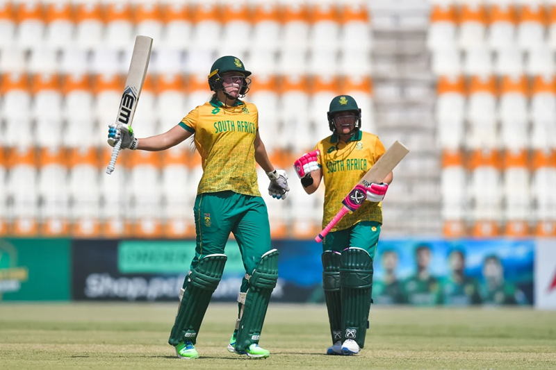 Dercksen blitz lead Proteas to T20 International series win | News Article