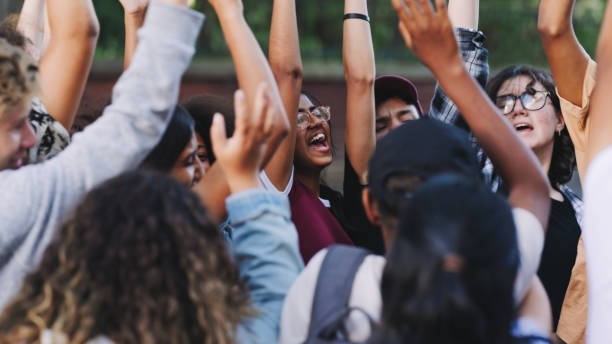 Noord-Kaapse studente staak weens NSFAS, verblyfbetalings Noord-Kaapse studente staak weens NSFAS, verblyfbetalings | News Article