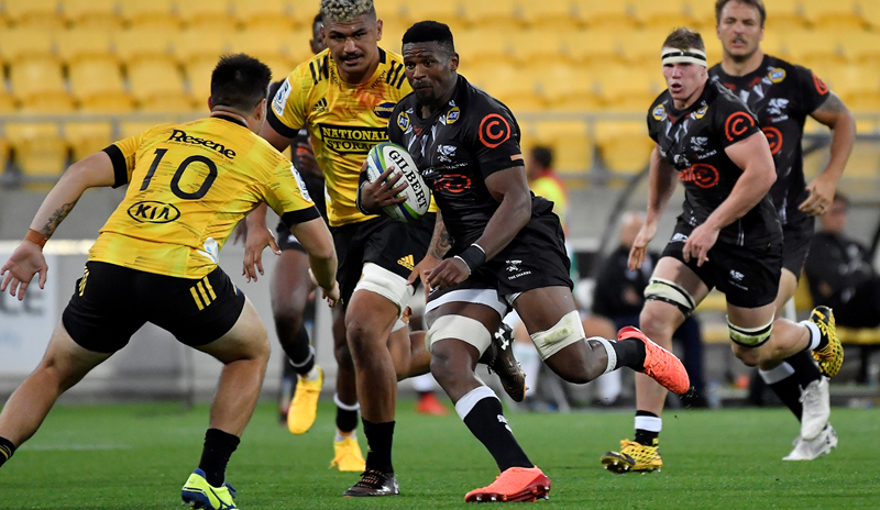 Kolisi captains the Sharks, Notshe starts | News Article