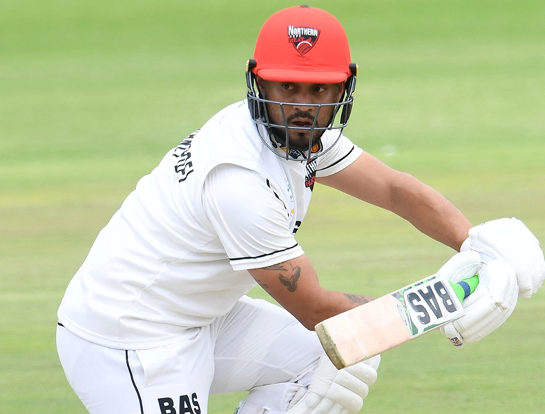 Swanepoel trades the Heat for the Knights | News Article